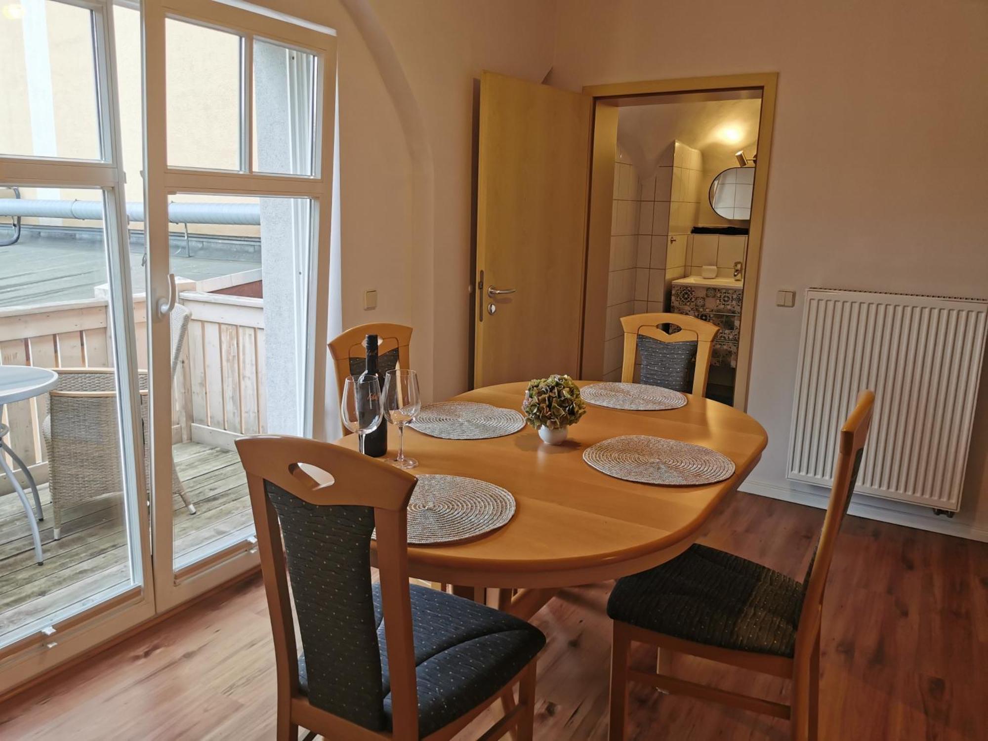 Ferienwohnung Schlossblick Mit Parkplatz Pirna Exterior photo